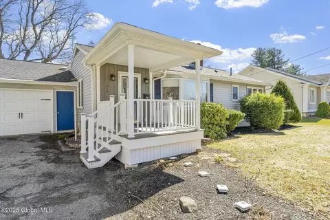 1317 Floral Ave, Schenectady, NY 12306