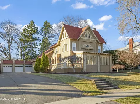 26 Marion Ave, Albany, NY 12203