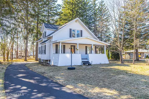 216 Consaul Rd, Colonie, NY 12205