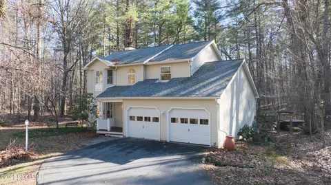 6 Olde Saratoga Knolls Ln, Schuylerville, NY 12871