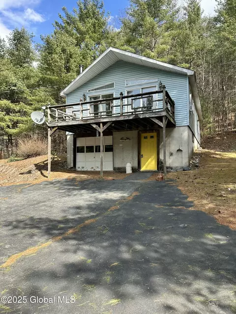 811 New Hague Rd, Hague, NY 12836