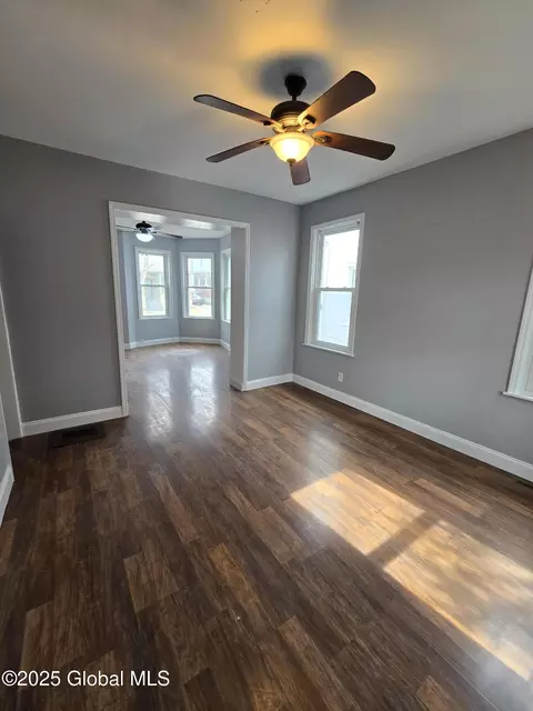 722 Mason St, Schenectady, NY 12308 photo 8