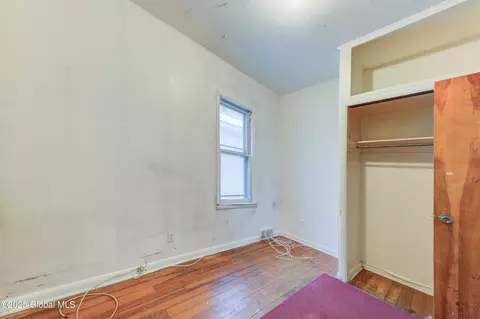 127 Mcclellan St, Schenectady, NY 12304 photo 28