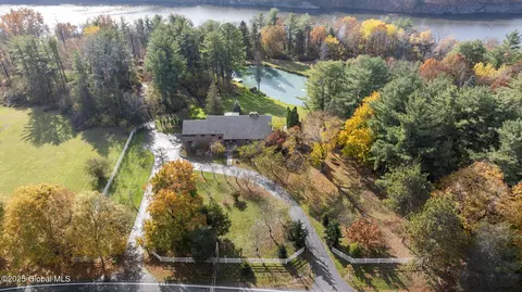768 Riverview Rd, Rexford, NY 12148