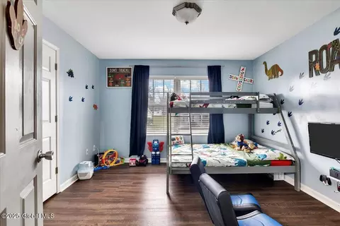 Bedroom - 19 Sandy Ln, Selkirk, NY 12158 photo 4 of 5