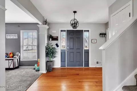 Entry Way - 19 Sandy Ln, Selkirk, NY 12158 photo 1 of 7