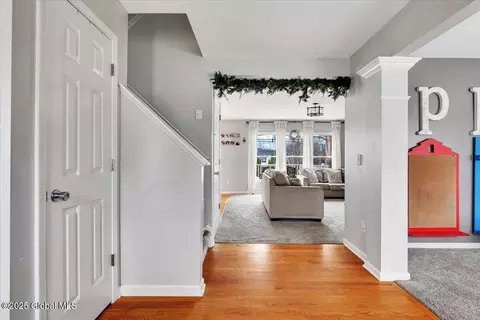Entry Way - 19 Sandy Ln, Selkirk, NY 12158 photo 5 of 7