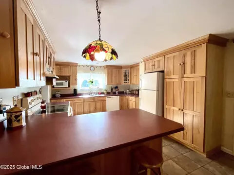 Kitchen - 406 Caverns Rd, Howes Cave, NY 12092 photo 6 of 6