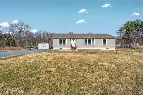 987 Valley Falls Rd, Schaghticoke, NY 12154