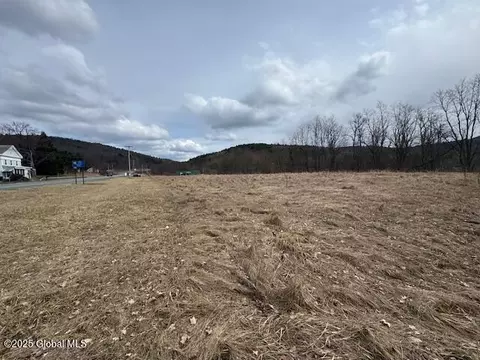 3864 Ny-7, Hoosick Falls, NY 12090