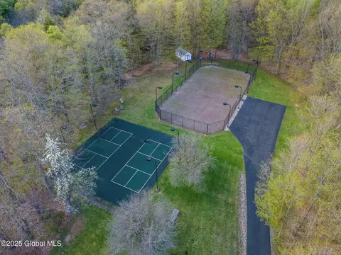 View/Area - 938 Charlton Rd, Scotia, NY 12302 photo 3 of 4
