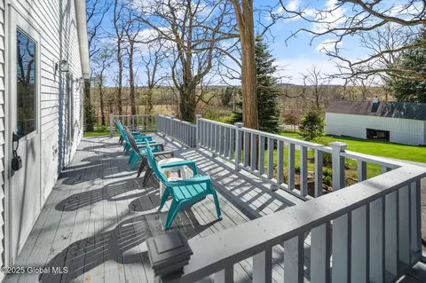 Exterior - 938 Charlton Rd, Scotia, NY 12302 photo 4 of 12