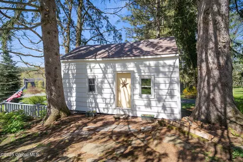 Exterior - 938 Charlton Rd, Scotia, NY 12302 photo 2 of 12