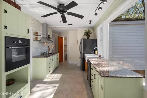 Kitchen - 938 Charlton Rd, Scotia, NY 12302 photo 4 of 4