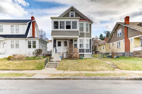 858 6th Ave, Troy, NY 12182