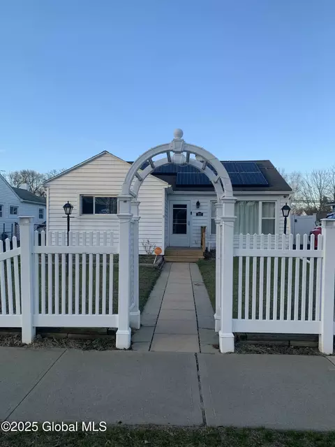 337 Whitehall Rd, Albany, NY 12208