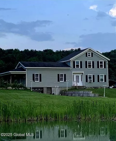 1278 State Highway 67, Johnstown, NY 12095