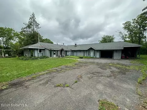 13 Cheese Factory Rd, Greenwich, NY 12834