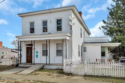 1412 6th Ave, Watervliet, NY 12189