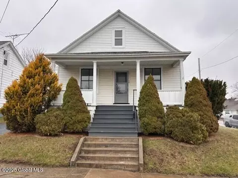 34 Gorski St, Amsterdam, NY 12010