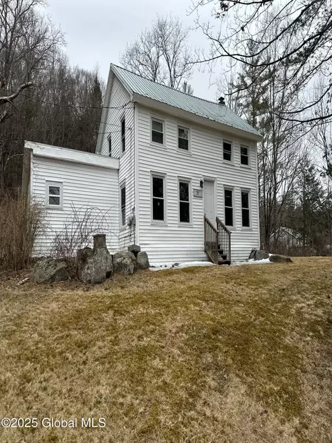 751 Central Nassau Rd, East Nassau, NY 12062