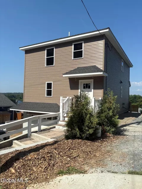 26 1st St, Castleton, NY 12033 photo 1