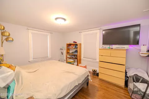 Bedroom - 1145 Keyes Ave, Schenectady, NY 12309 photo 4 of 8