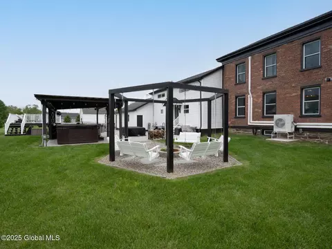 Exterior - 14 Harris Rd, Waterford, NY 12188 photo 6 of 7