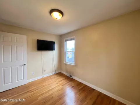 Bedroom - 1028 Peter Rd, Schenectady, NY 12303 photo 2 of 7
