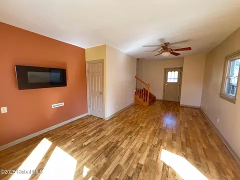 Living - 1028 Peter Rd, Schenectady, NY 12303 photo 1 of 3