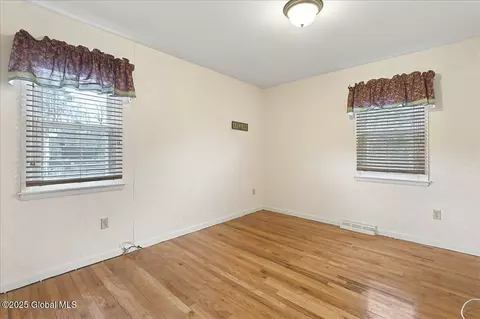 6 Dawn Dr, Glenville, NY 12302 photo 14