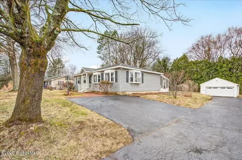6 Dawn Dr, Glenville, NY 12302 photo 33