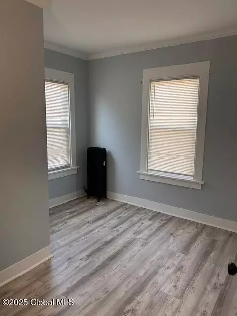 58 Wilson Ave, Schenectady, NY 12304 photo 37