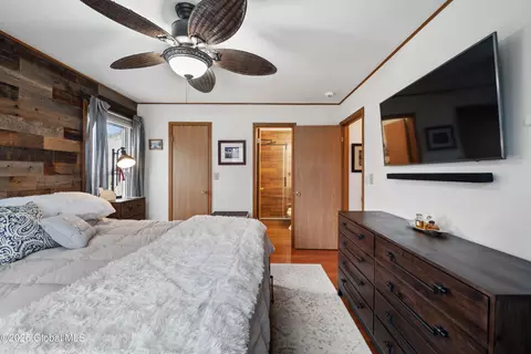 Bedroom - 16 New Netherland Way, Halfmoon, NY 12065 photo 2 of 3
