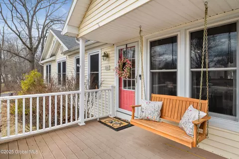 Exterior - 16 New Netherland Way, Halfmoon, NY 12065 photo 2 of 5