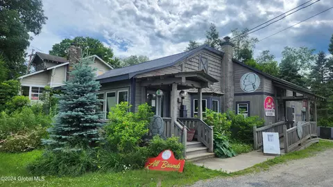 6393 State Route 9, Chestertown, NY 12817