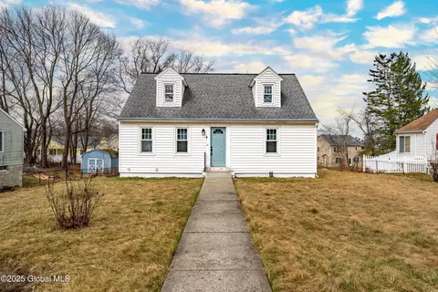 174 Bloomingrove Dr, Troy, NY 12180