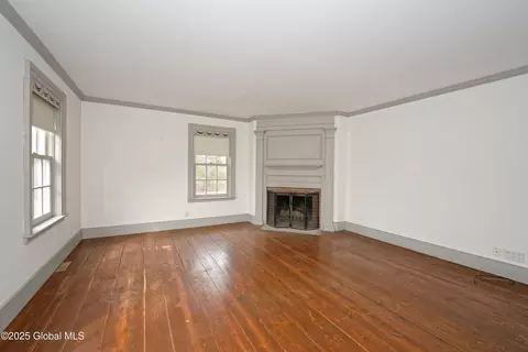 Living - 91 Darwin Rd, Cambridge, NY 12816 photo 1 of 2