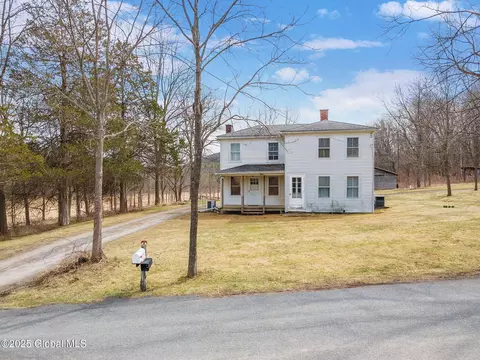 192 Groesbeck Rd, Feura Bush, NY 12067