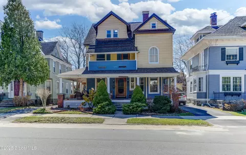276 Guy Park Ave, Amsterdam, NY 12010
