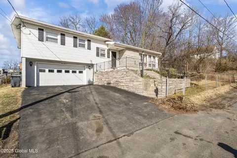 311 Belgrade St, Troy, NY 12182