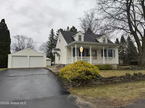 1357 Rosewood Ave, Schenectady, NY 12306