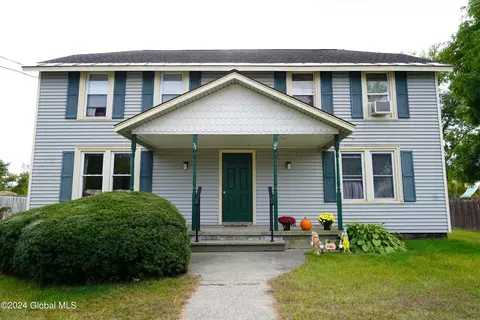 29 Boulevard, Queensbury, NY 12804