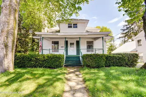 244 Kingsboro Ave, Gloversville, NY 12078