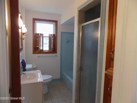 300 Sullivan Rd, Schenectady, NY 12304 photo 27