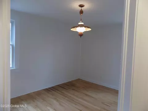 300 Sullivan Rd, Schenectady, NY 12304 photo 28