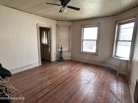 103 Porter St, Schenectady, NY 12308 photo 6