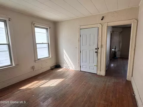 103 Porter St, Schenectady, NY 12308 photo 7