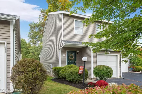 137 Harvard Rd, Watervliet, NY 12189