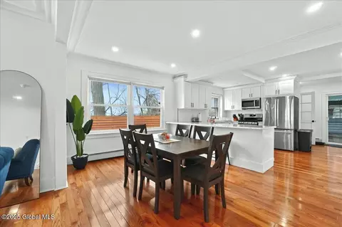 Dining - 701 Vale Pl, Schenectady, NY 12308 photo 1 of 2